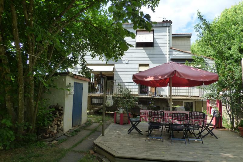 Maison - 176 m² - 9 pièces