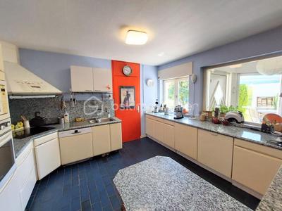 Maison - 162 m² - 6 pièces