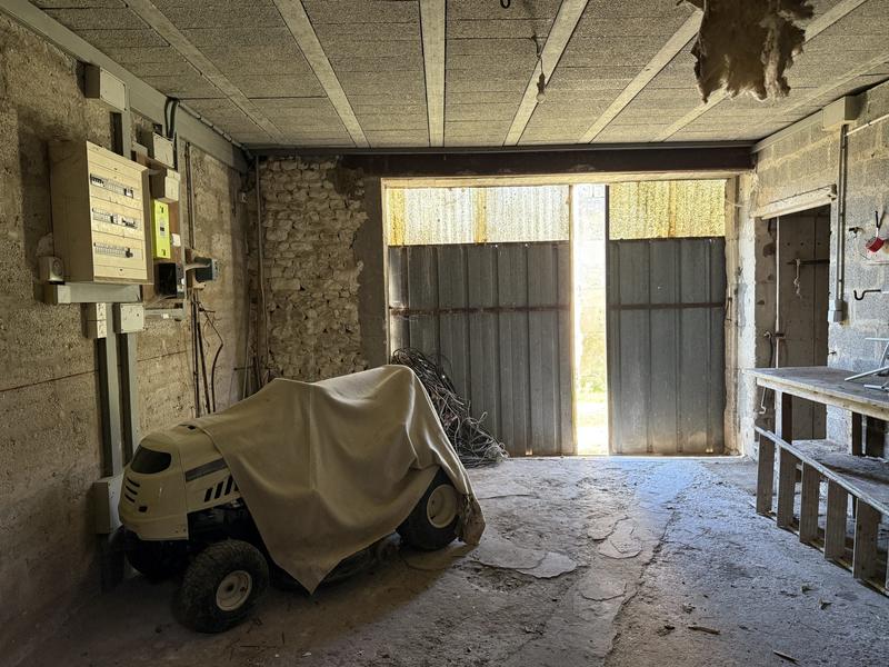 Maison - 329 m² - 13 pièces