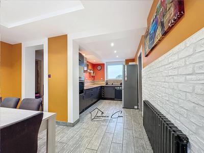 Maison - 80 m² - 5 pièces