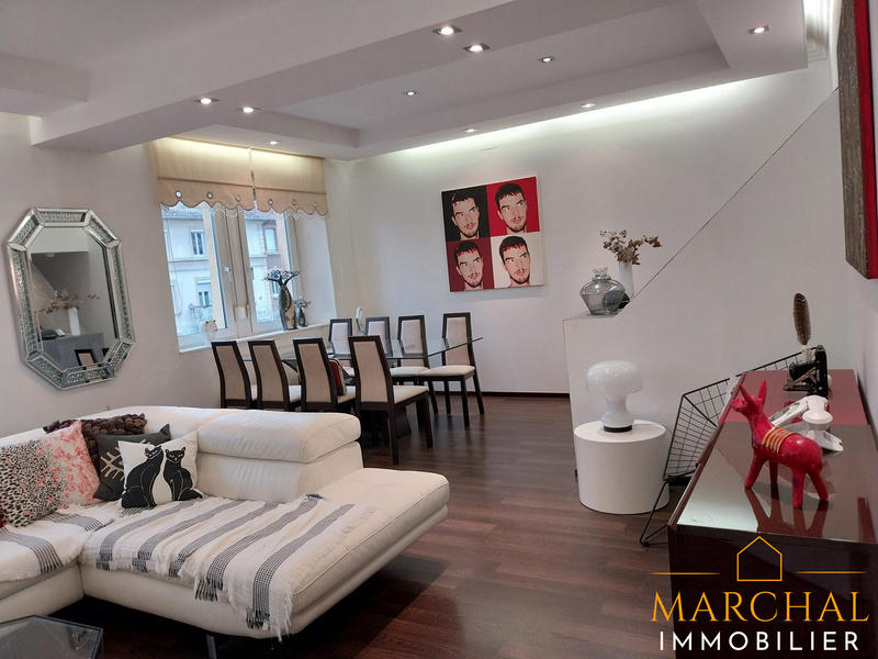 Appartement - 85 m² - 4 pièces