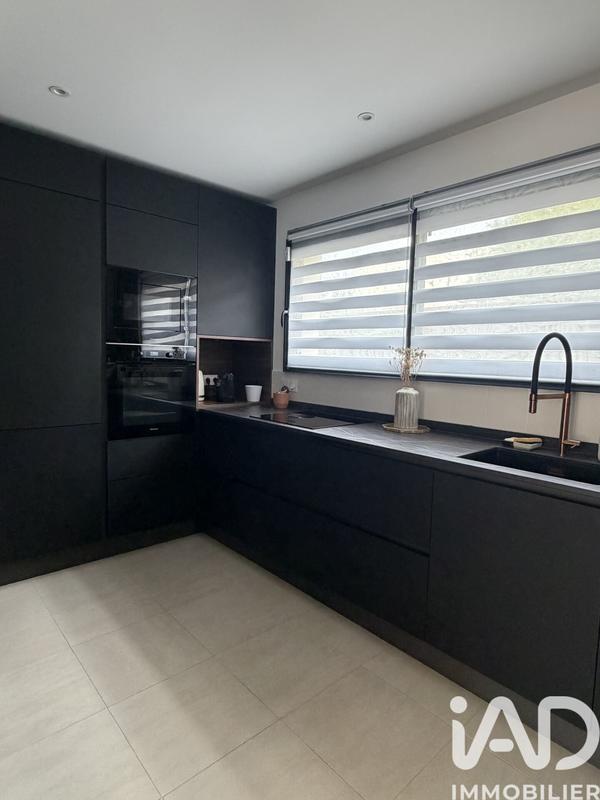 Maison - 102 m² - 4 pièces