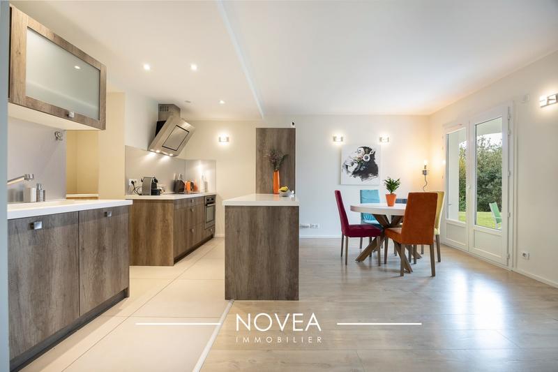 Maison - 135 m² - 6 pièces