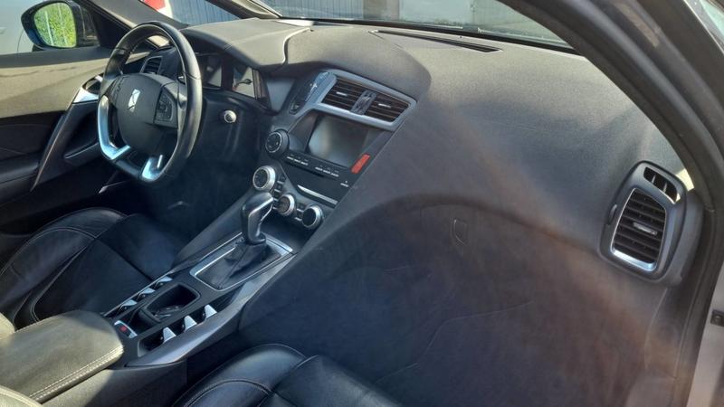 Ds Ds 5 2.0 Blue HDi 181 Eat6 Sport Chic - Automatique Entretien constructeur