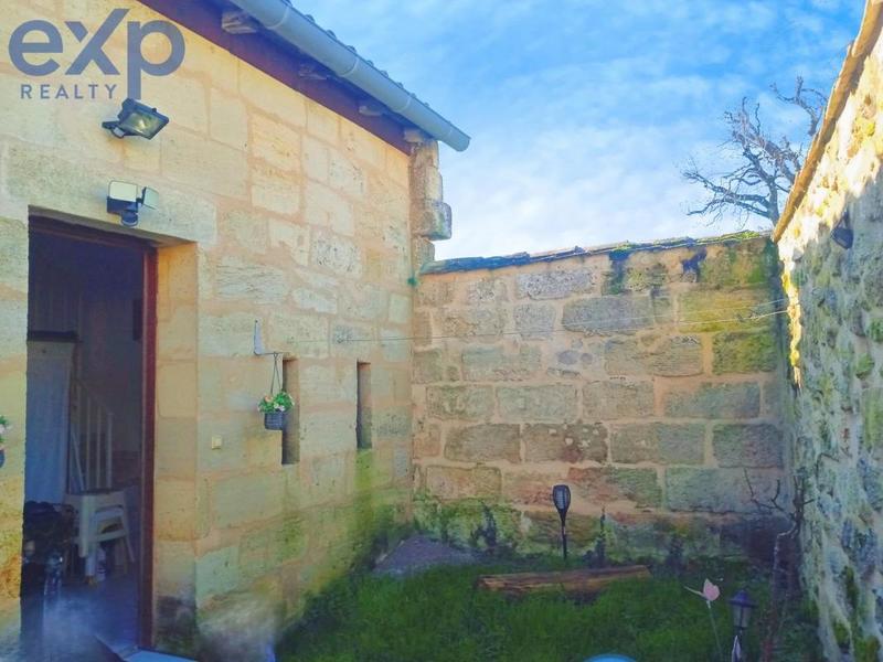 Maison de village - 215 m² - 6 pièces