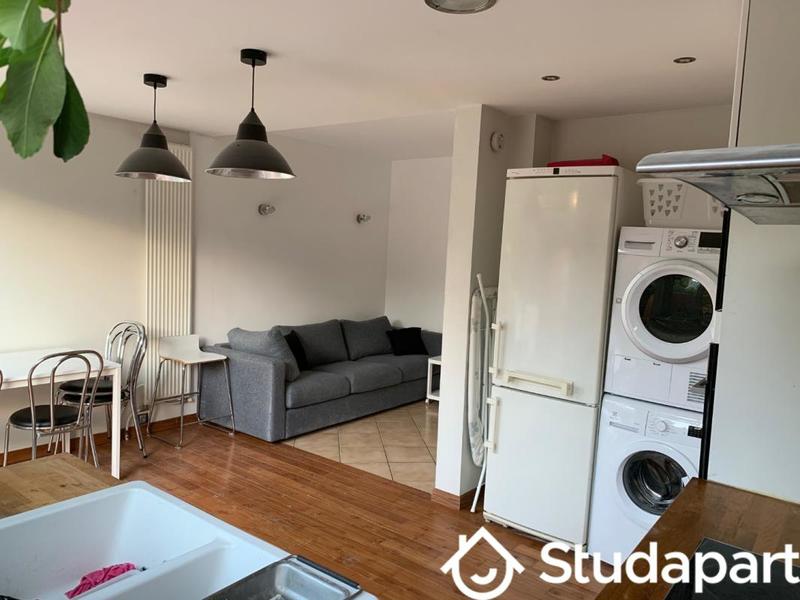 Chambre - 12 m² - 1 pièce