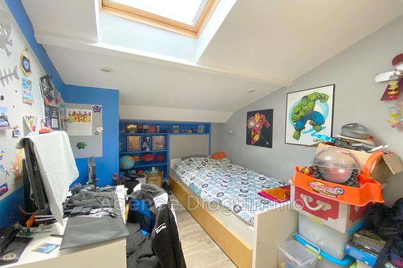 Appartement - 108 m² - 5 pièces