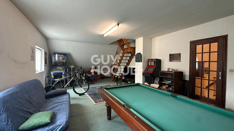 Maison - 156 m² - 8 pièces