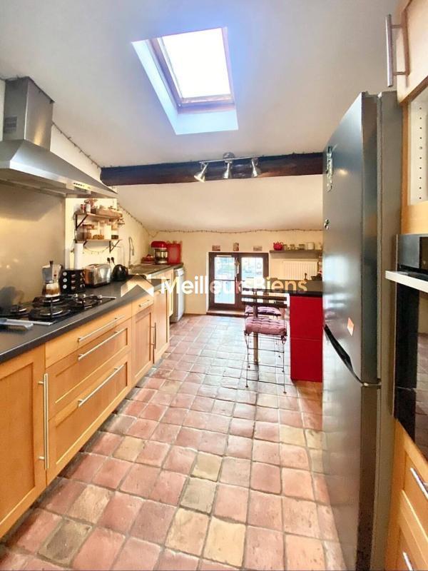 Appartement ancien - 92 m² - 3 pièces