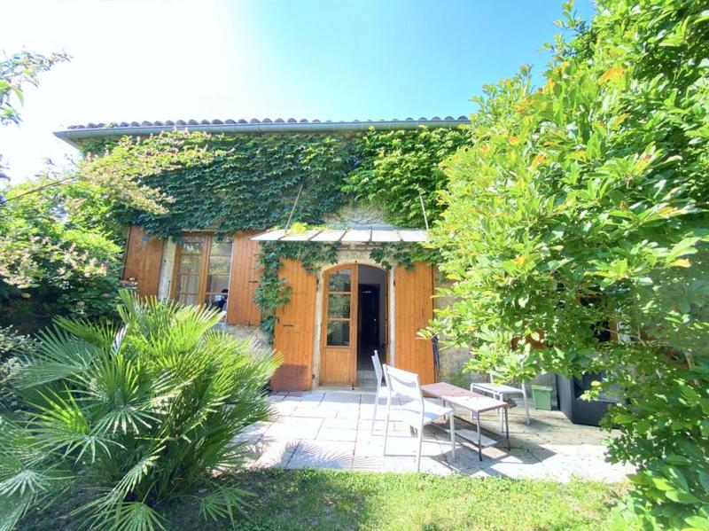 Maison - 320 m² - 6 pièces