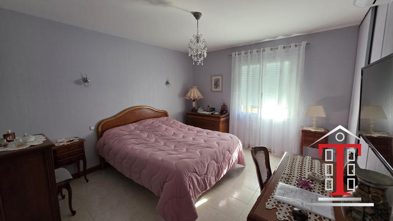 Maison traditionnelle - 186 m² - 7 pièces