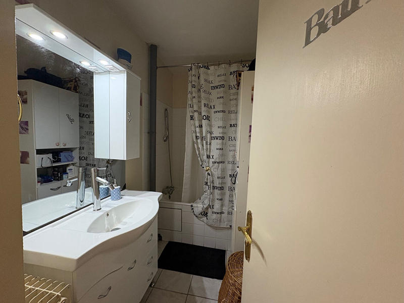 Appartement - 65 m² - 4 pièces