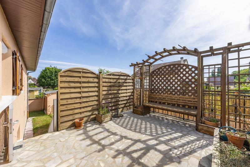 Maison - 190 m² - 11 pièces