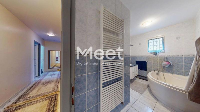 Maison - 197 m² - 6 pièces