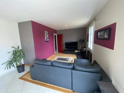 Maison - 146 m² - 5 pièces