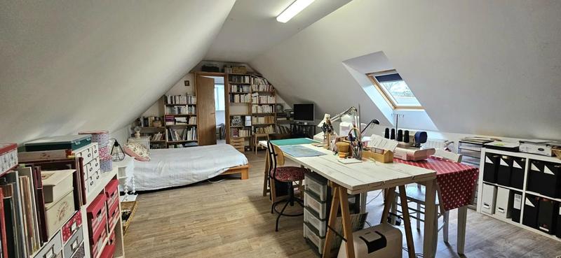 Propriété - 148 m² - 6 pièces