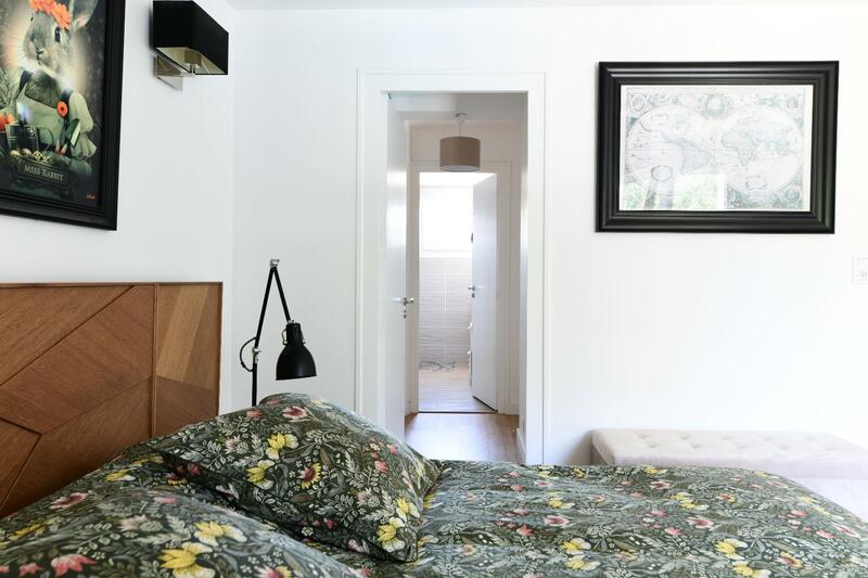 Maison - 370 m² - 11 pièces