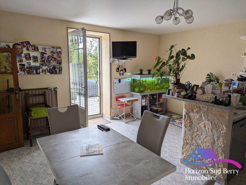 Maison - 234 m² - 8 pièces