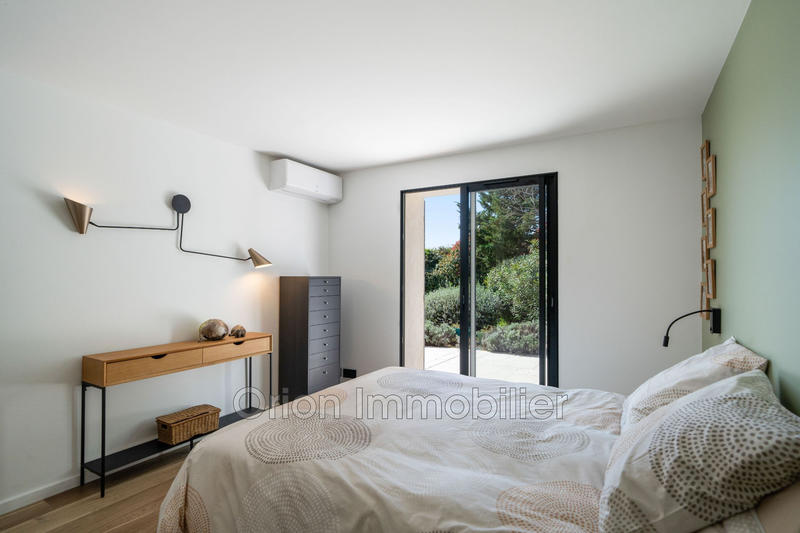 Maison - 198 m² - 8 pièces