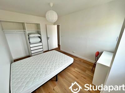 Chambre - 10 m² - 1 pièce