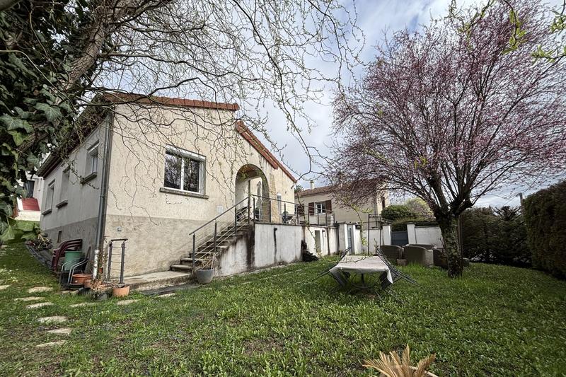 Maison - 100 m² - 6 pièces