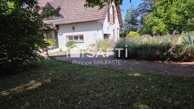 Maison - 180 m² - 7 pièces