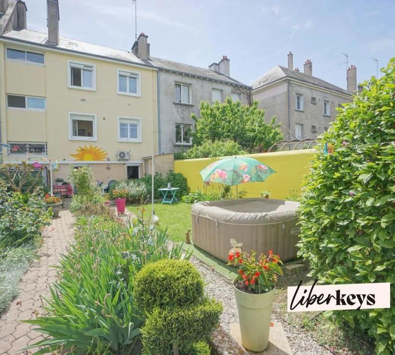 Maison - 180 m² - 6 pièces