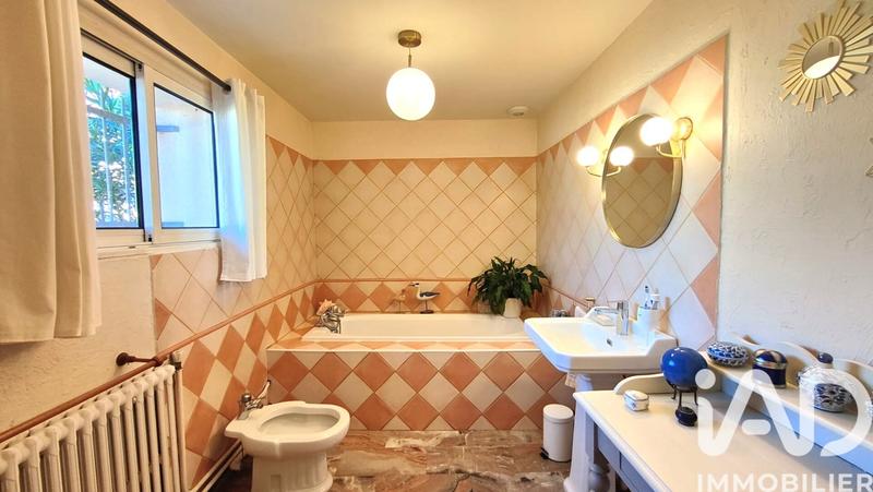 Maison - 170 m² - 6 pièces