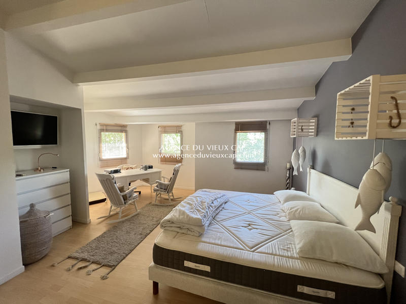 Appartement - 184 m² - 5 pièces