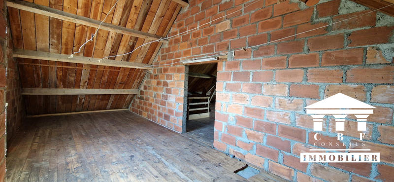 Maison traditionnelle - 99 m² - 5 pièces