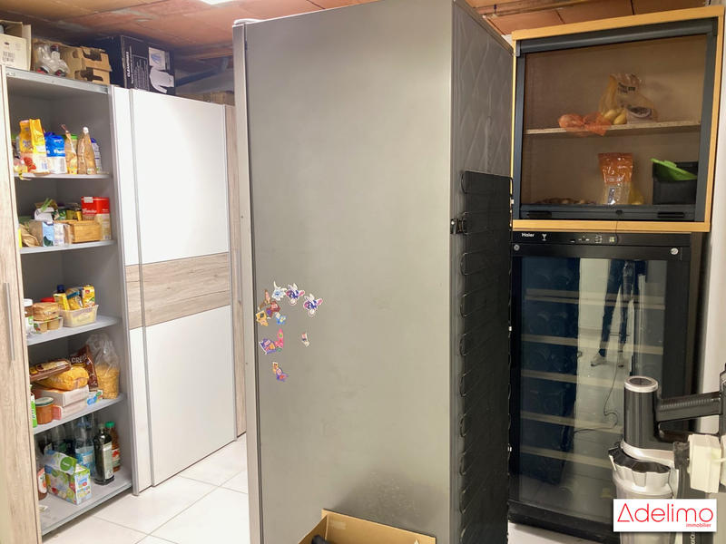 Villa - 231 m² - 9 pièces