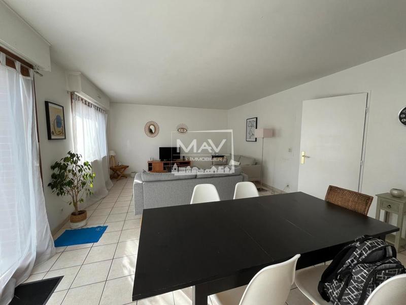 Maison - 98 m² - 4 pièces