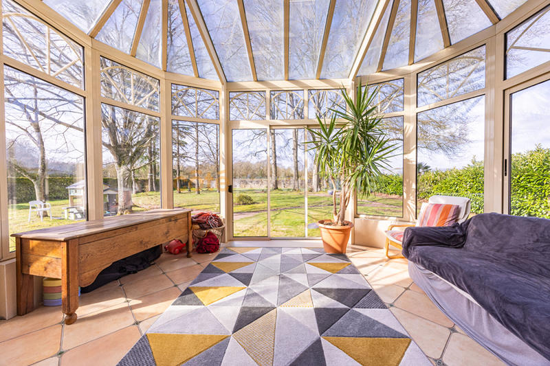 Maison - 450 m² - 12 pièces