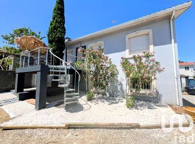 Appartement - 100 m² - 5 pièces