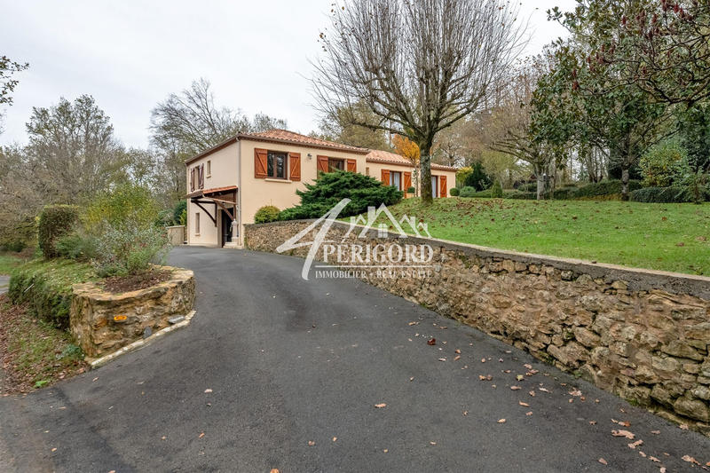 Maison - 103 m² - 5 pièces