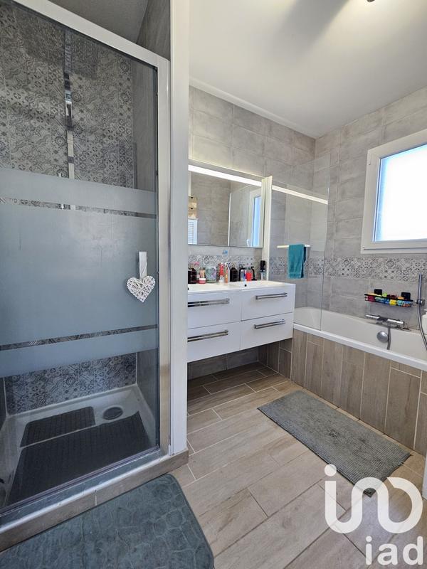 Maison - 93 m² - 5 pièces