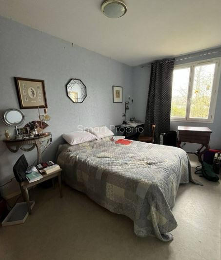 Maison - 99 m² - 5 pièces