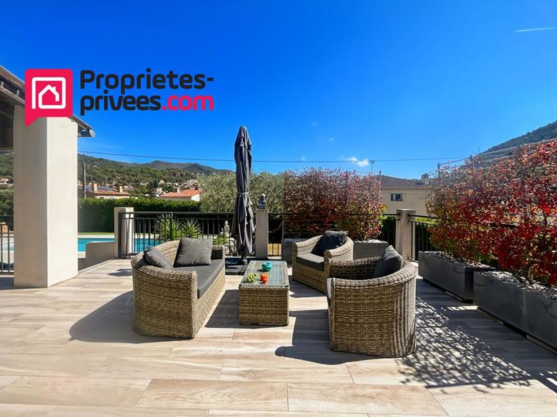 Maison - 160 m² - 6 pièces