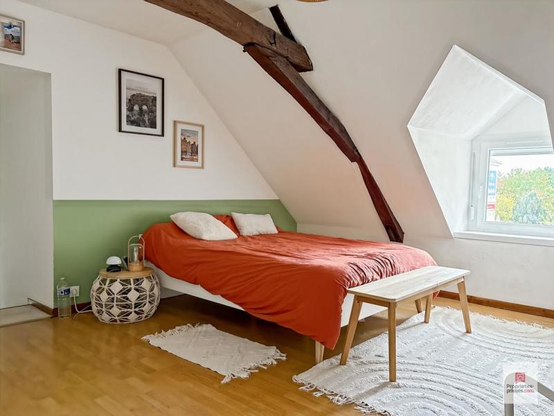 Maison - 160 m² - 6 pièces