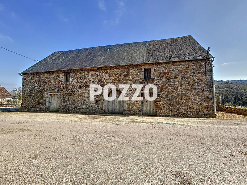 Maison - 248 m² - 9 pièces