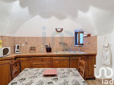 Maison de ville - 300 m² - 4 pièces