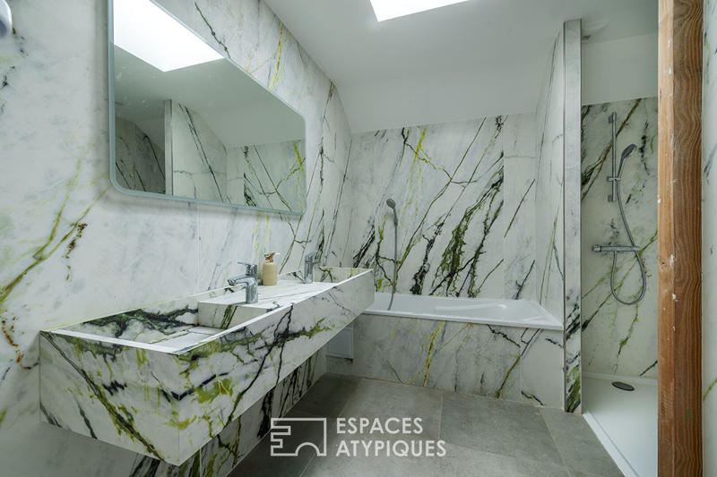 Maison - 213 m² - 8 pièces