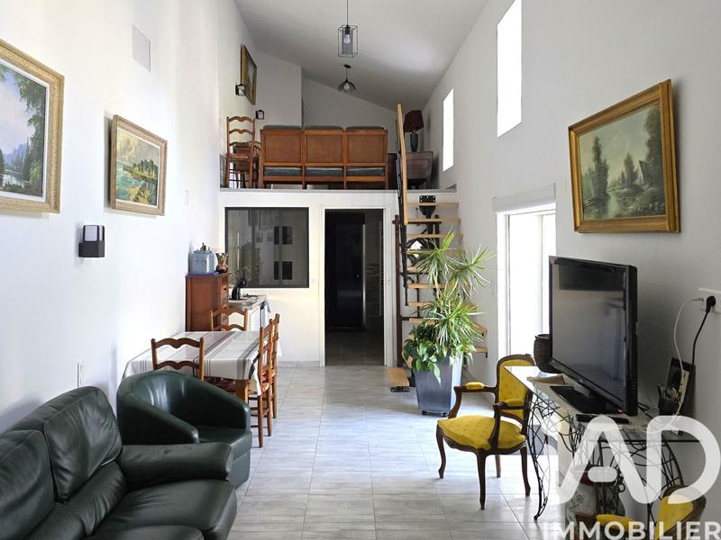 Maison - 327 m² - 10 pièces