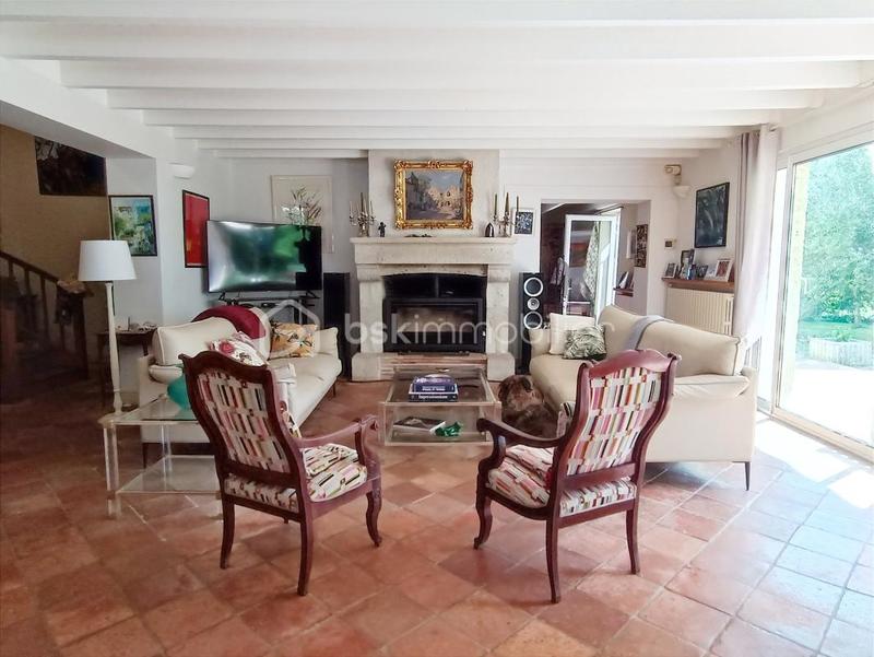 Demeure - 460 m² - 14 pièces