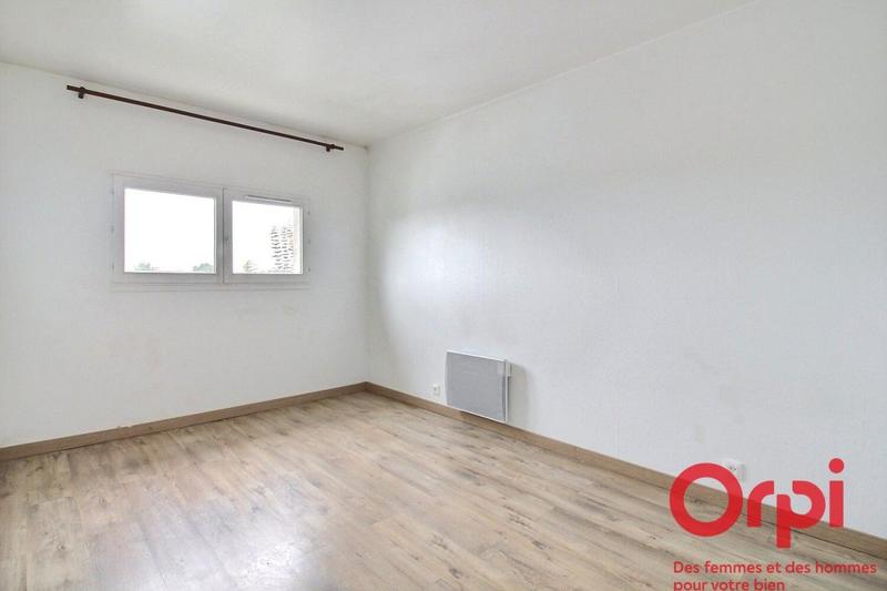 Appartement - 92 m² - 5 pièces