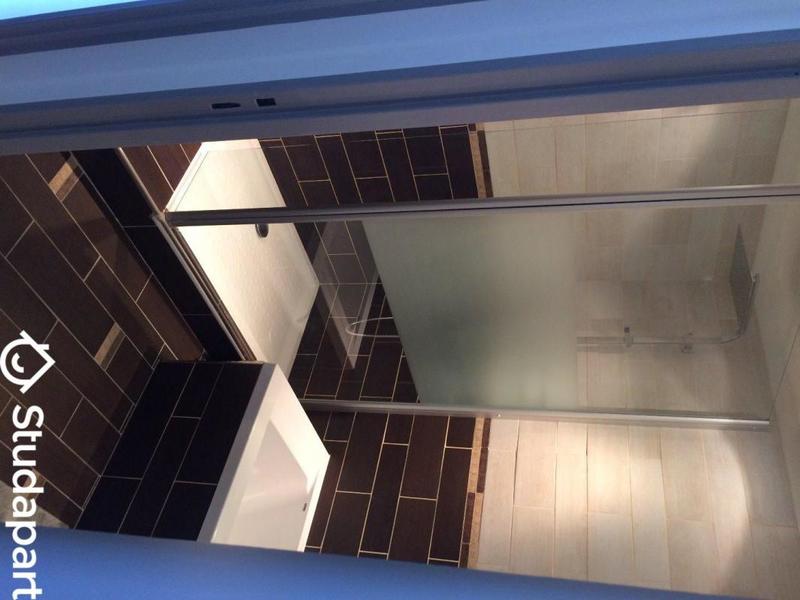 Chambre - 14 m² - 1 pièce