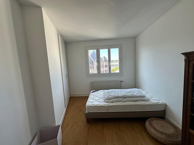 Appartement - 125 m² - 5 pièces