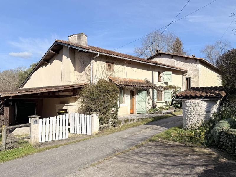 Maison - 205 m² - 7 pièces