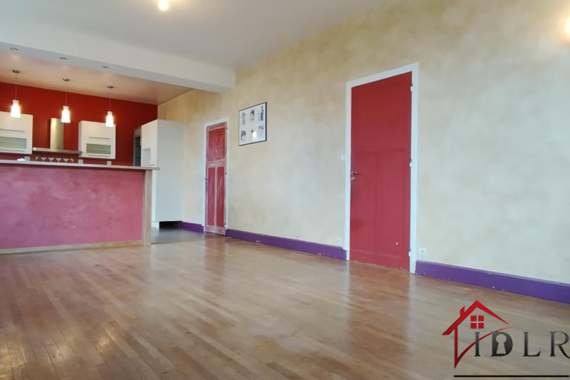 Maison - 158 m² - 8 pièces