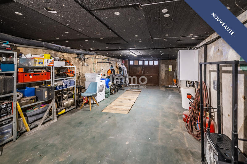 Maison - 220 m² - 6 pièces